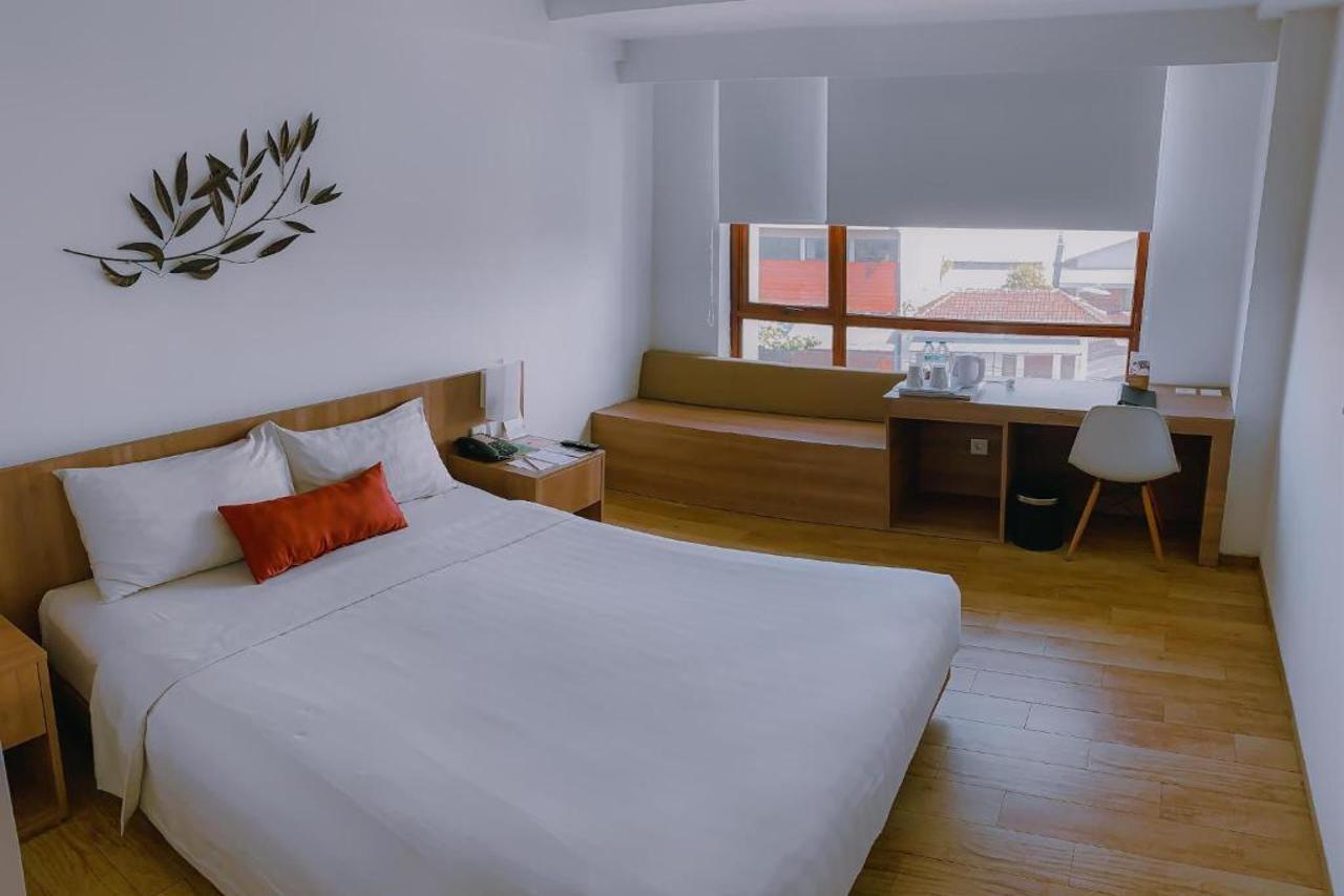 Hotel Grand Zuri Kuta Bali